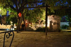 Chouchounikos Apartments