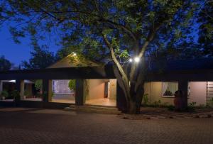 Bayswater Lodge