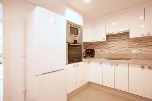 White Pearl Beach Elviria