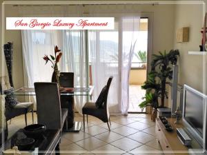 San Giorgio Luxury Apartment Taormina Panoramic Pool Parking Space