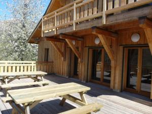 Chalets Les Petites Marmottes : photos des chambres