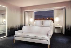 Marra King room in SAHARA Las Vegas
