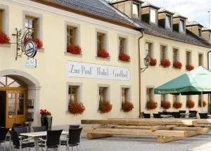 Hotel Gasthof zur Post - Laub