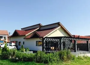 Casa De Sub Piatra - 波洛夫拉吉