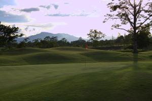Mae Jo Golf Resort & Spa