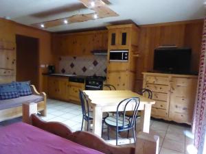 Appartements Chalet Les Lioues : photos des chambres