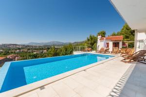 Seventh Heaven Villa