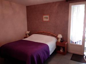 Hotels Logis Relais de Frejeroques : photos des chambres