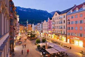 Maria-Theresien-Strasse 12, Innsbruck, Tyrol, AT-6020 Austria.