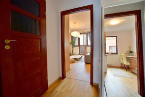 Nowa Str. Apartment 2
