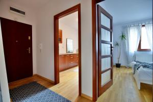 Nowa Str. Apartment 2