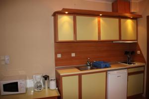 PM Services Sequoia Apartment