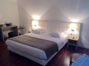 Hotels Le Saint Louis : photos des chambres