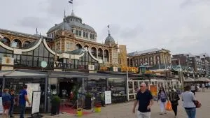 SmallStay on the Beach - 斯海弗宁恩