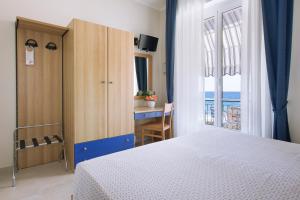 Deluxe Double Room with Sea View