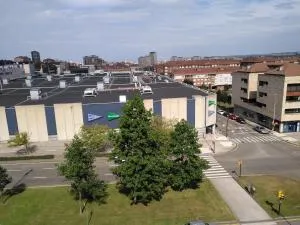 Piso Velázquez - 皮索内斯