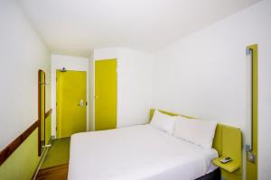 Standard King Room room in ibis Budget - St Peters