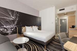 Hotels Novotel Tours Centre Gare : Chambre Double Classique avec Canapé-Lit