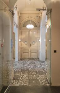 Stay in heart of town