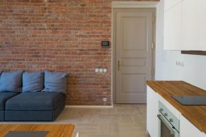 Stay in heart of town