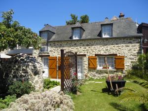 Maisons d'hotes Gites De La Cote D'emeraude : photos des chambres