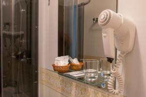 Economy Twin Room room in Hotel Bahet