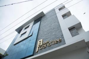 Hotel Grand Tree
