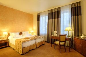 Queen Room room in Hotel Hohenstaufen
