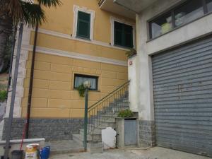 Garaventa Angelo Apartments