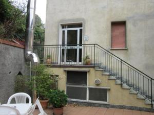 Garaventa Angelo Apartments