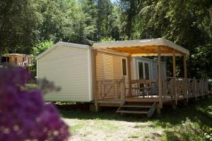 Villages vacances Camping RCN Val de Cantobre : photos des chambres