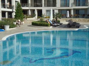 Apartment in Diamond Beach Complex