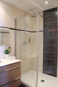 Hotels The Originals Boutique, Hotel Neptune, Berck-sur-Mer : photos des chambres