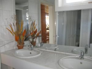 Hostel White Inn