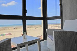 Hotels The Originals Boutique, Hotel Neptune, Berck-sur-Mer : photos des chambres