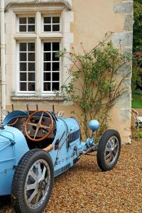 Château de la Barre, 72120 Conflans-sur-Anille, France.