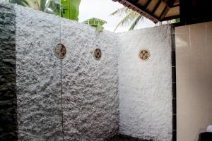 Seaside Huts Lembongan