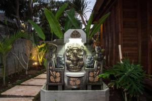 Seaside Huts Lembongan