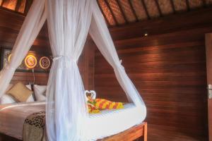 Seaside Huts Lembongan