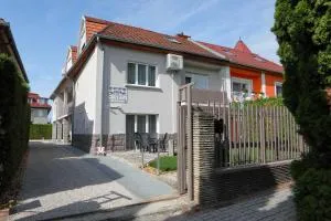 Hévízi Tópark Panzió - 赫维兹