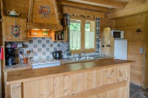 Chalets Chalet Ferme des Amis : photos des chambres