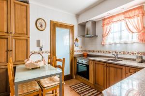 Near beach and Oporto