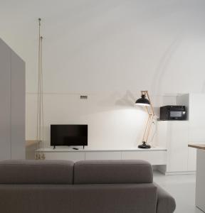 B22 - COMFY BEAUTIFUL LOFT