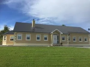 Lakeview House - Drumcong