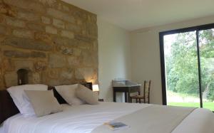 Maisons d'hotes Domaine de Treouzien : Chambre Double - Vue sur Jardin