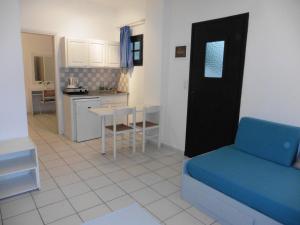 Apartment (2-4 Adults)