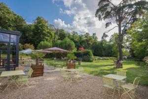 Hotels Hotel & Spa du Domaine des Thomeaux, The Originals Relais (Relais du Silence) : photos des chambres