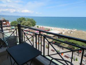 Apartments Sirena First Line - Апартаменти Сирена на първа линия