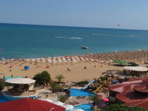 Apartments Sirena First Line - Апартаменти Сирена на първа линия