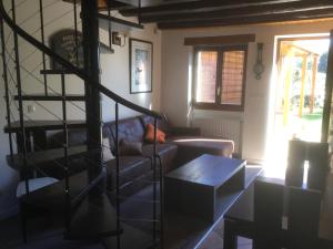 B&B / Chambres d'hotes Les Crinieres En Brie : Maison 3 Chambres